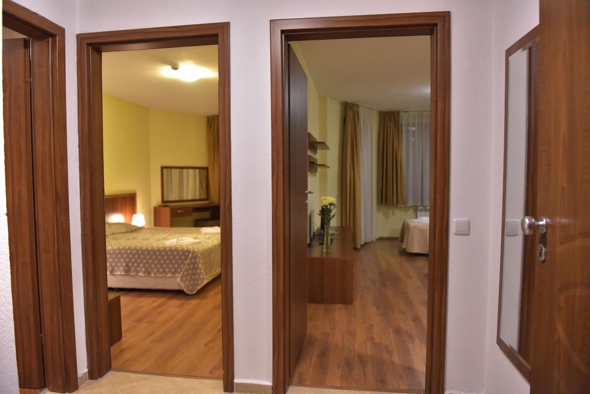 Apart Hotel Comfort บันสโก ภายนอก รูปภาพ